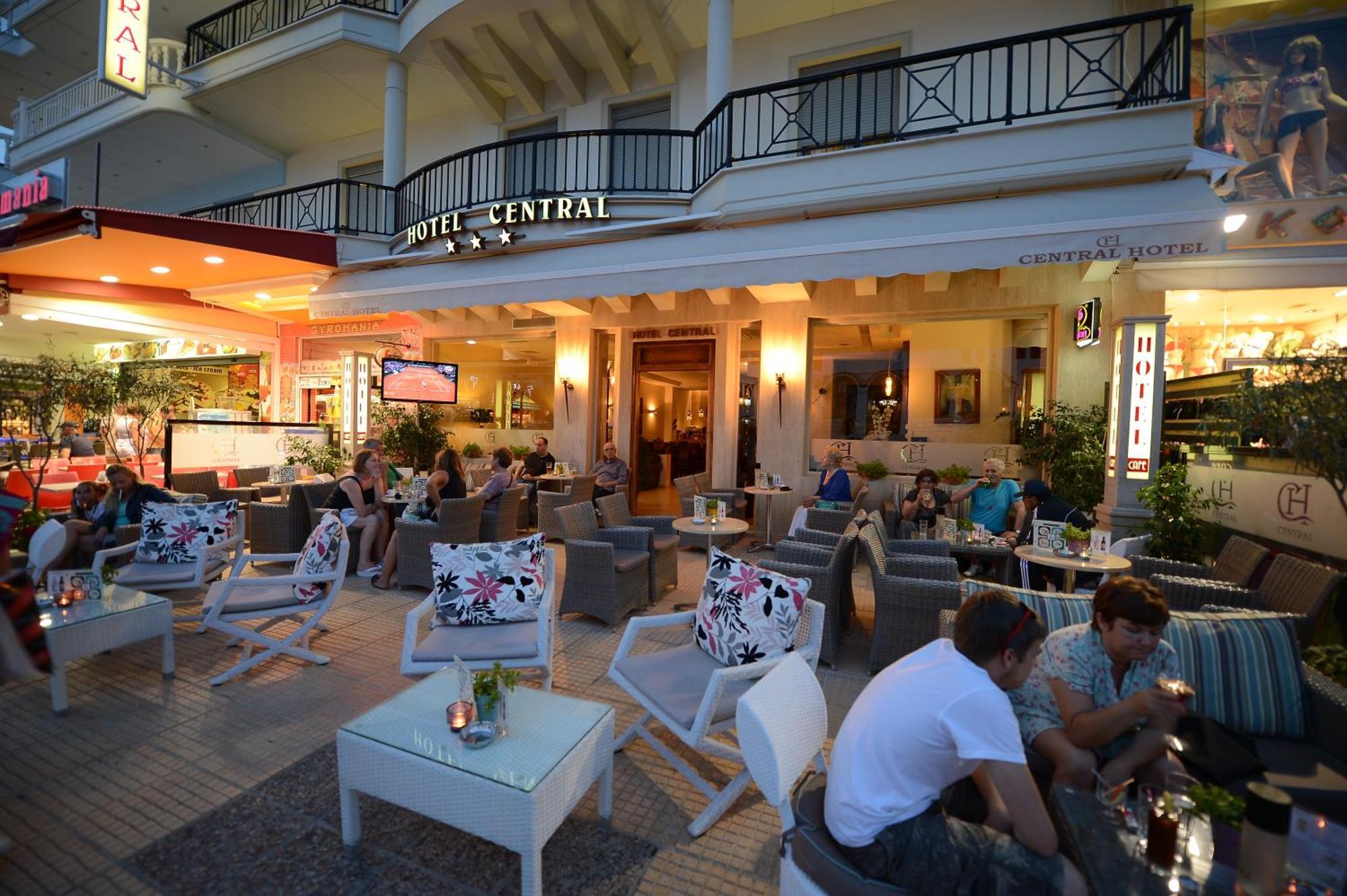 Central Hotel Paralía Exterior foto